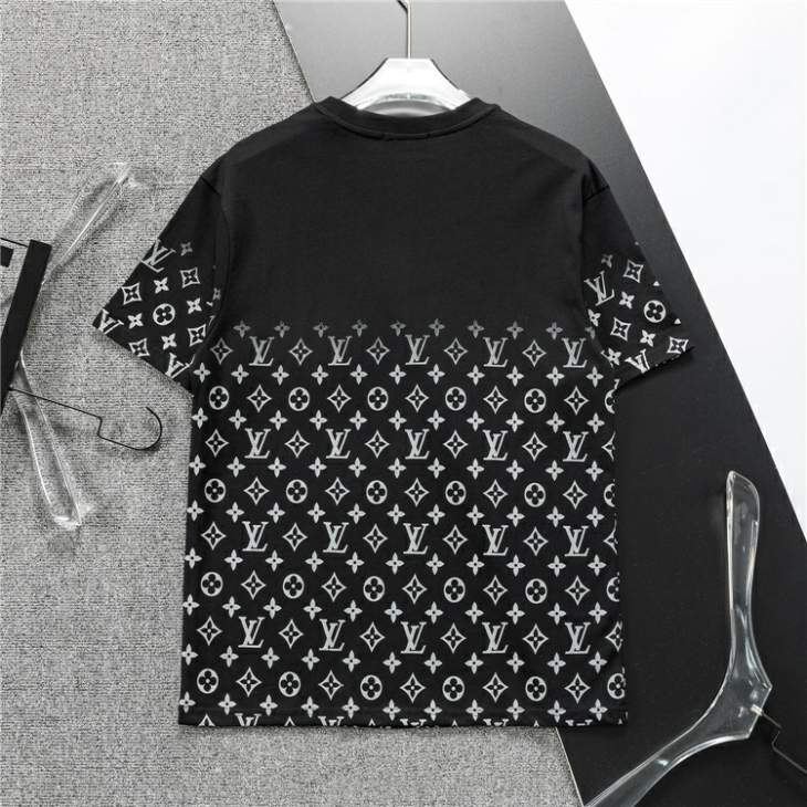 Picture of Louis Vuitton T Shirts Short _SKULVM-3XL951158484